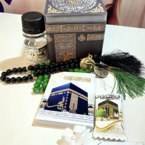 گیفت حج ۱۰پک جعبه ۸ سانت + قرآن حج